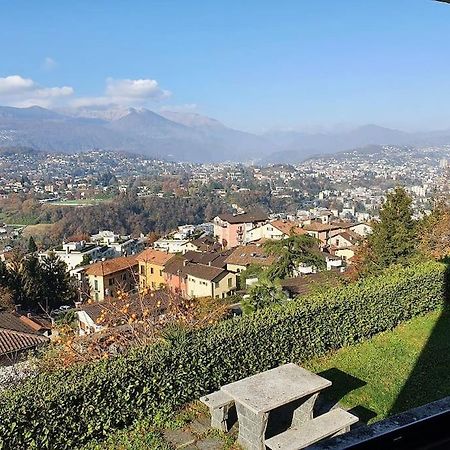 Casetta accogliente con vista sopra Lugano Paradiso Esterno foto