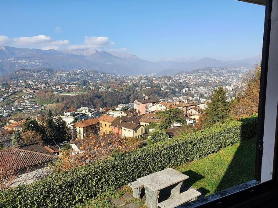 Casetta accogliente con vista sopra Lugano Paradiso Esterno foto