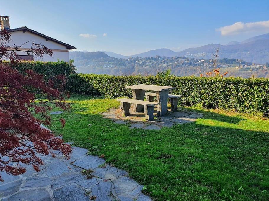 Casetta accogliente con vista sopra Lugano Paradiso Esterno foto